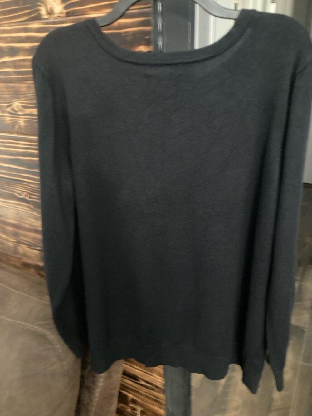 Carolyn Taylor Black Long-Sleeve Top Size 3X - Picture 2 of 3